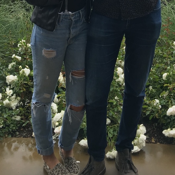 GRLFRND KAROLINA jean size 26. Distressed - Picture 9 of 9